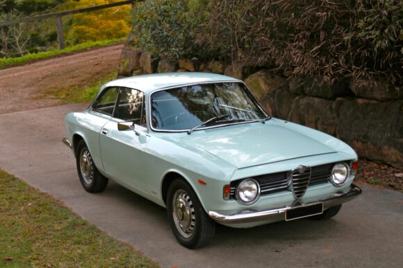 1967 Alfa Romeo Giulia Sprint GT Veloce