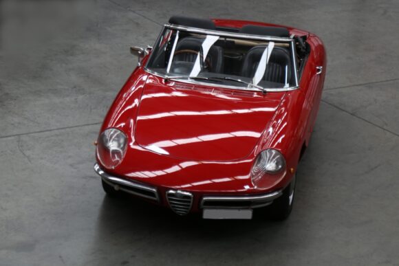 1969 Alfa Romeo 1750 Veloce Spider